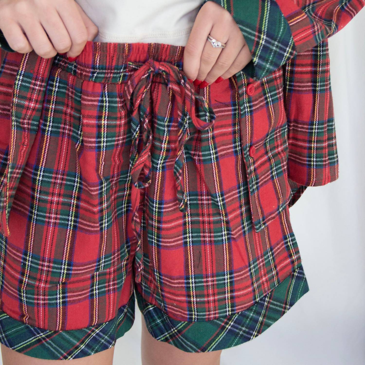 Anniewear - Christmas Spirit Pajama Set