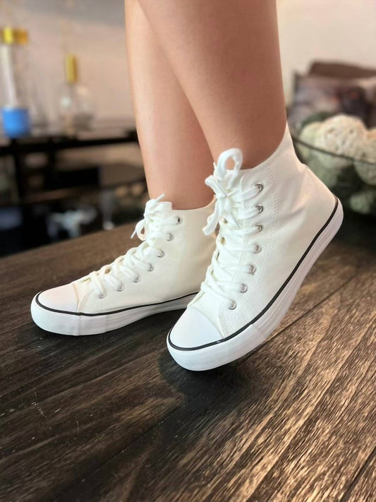 Everglades - Women's Star 24 Hi-Top Sneakers