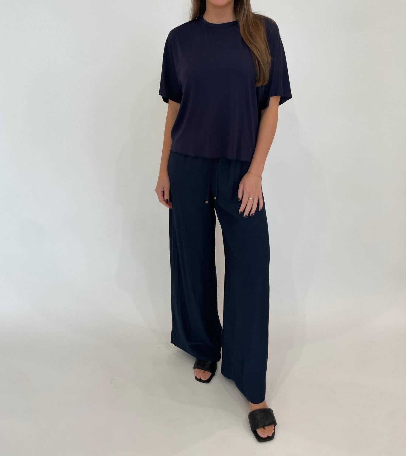 Lola & Sophie - Satin Short Sleeve Top
