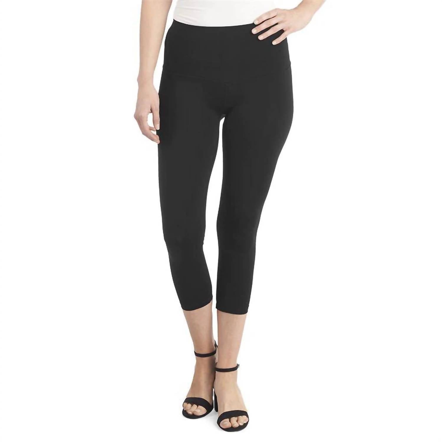 Coco + Carmen - Shapewear Capri Leggings