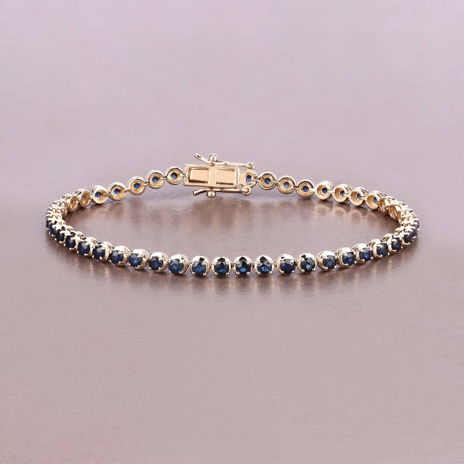 Diana M Jewels Women's Round Natural Blue Sapphire Bracelet (3.13 Ct) - Signature Plus in 14k yellow gold - women's jewelry - detail view