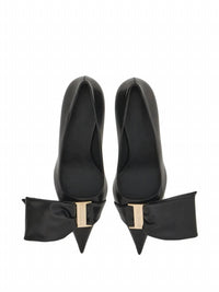Salvatore Ferragamo - Women's Oversized-bow Leather Pumps