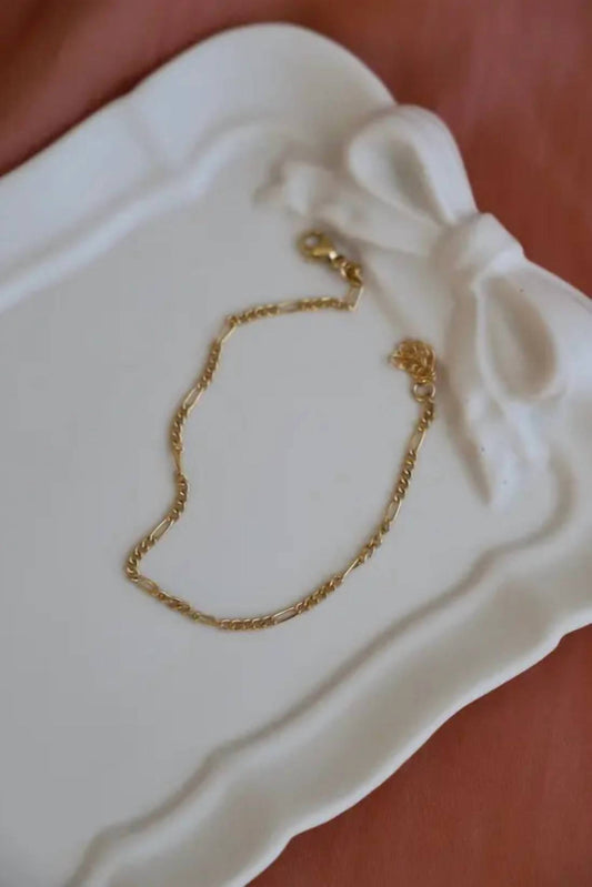 Katie Waltman - Women's Delicate Figaro Chain Bracelet