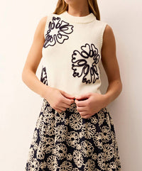 Marie Oliver - Natasha Embroidered Flower Detail Top