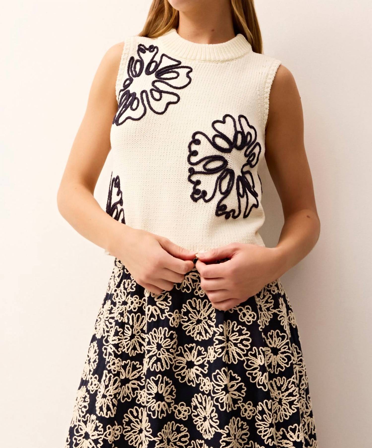 Marie Oliver - Natasha Embroidered Flower Detail Top