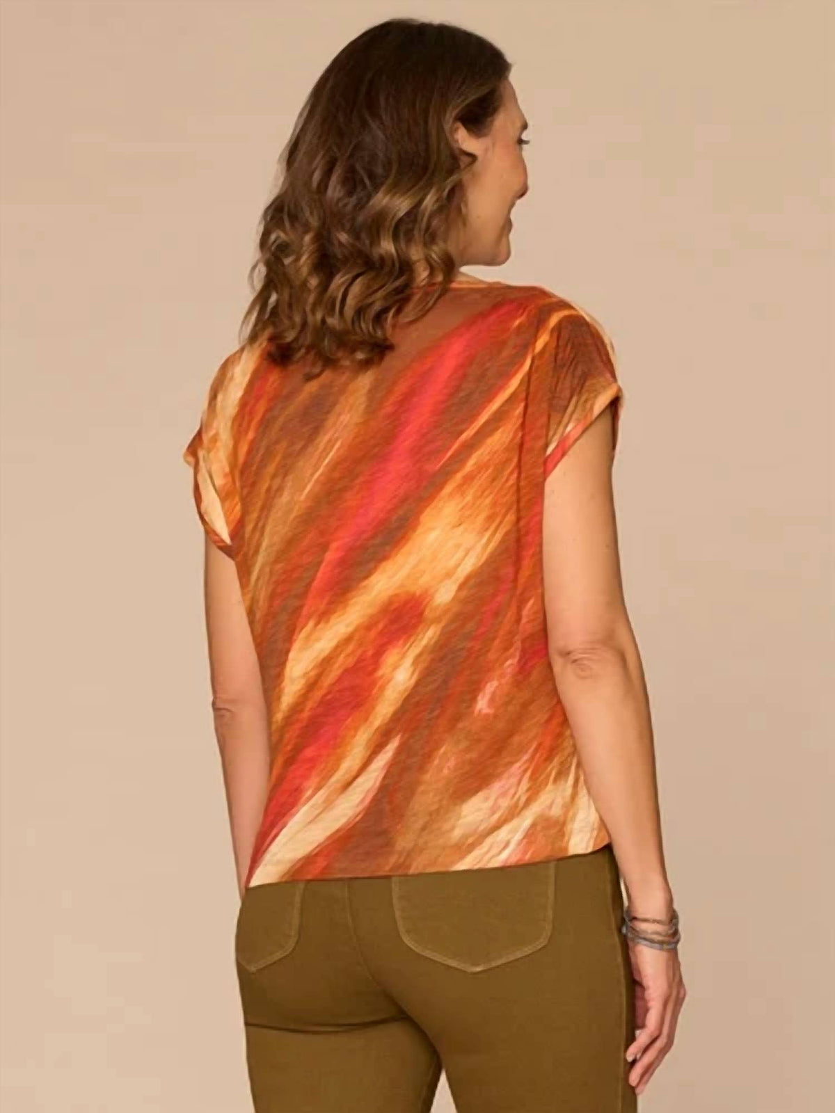 Democracy - Smocked Scoop Neck Placement Print Knit Top - Plus