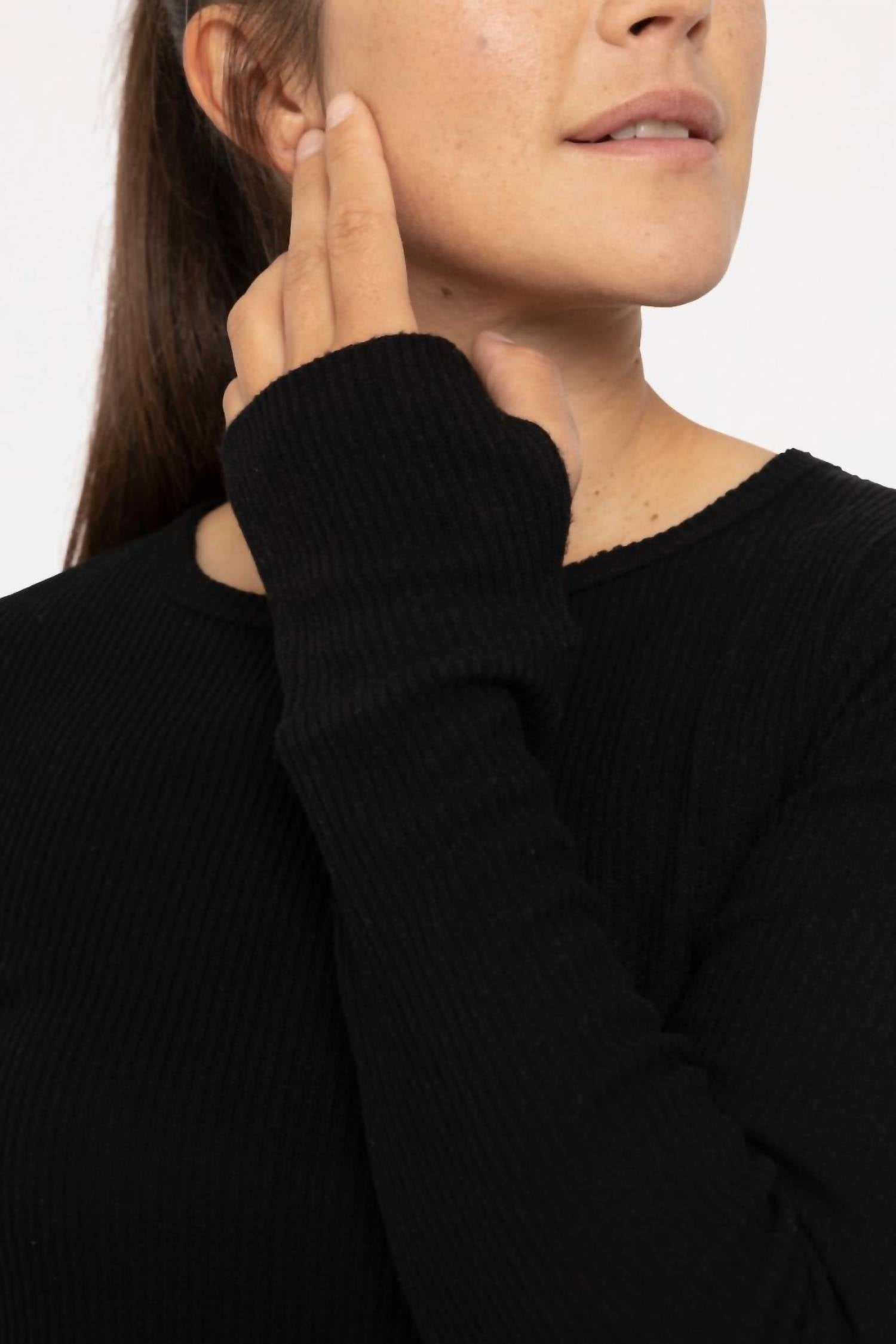 Mono B - Women's Ribbed Crew Neck Top