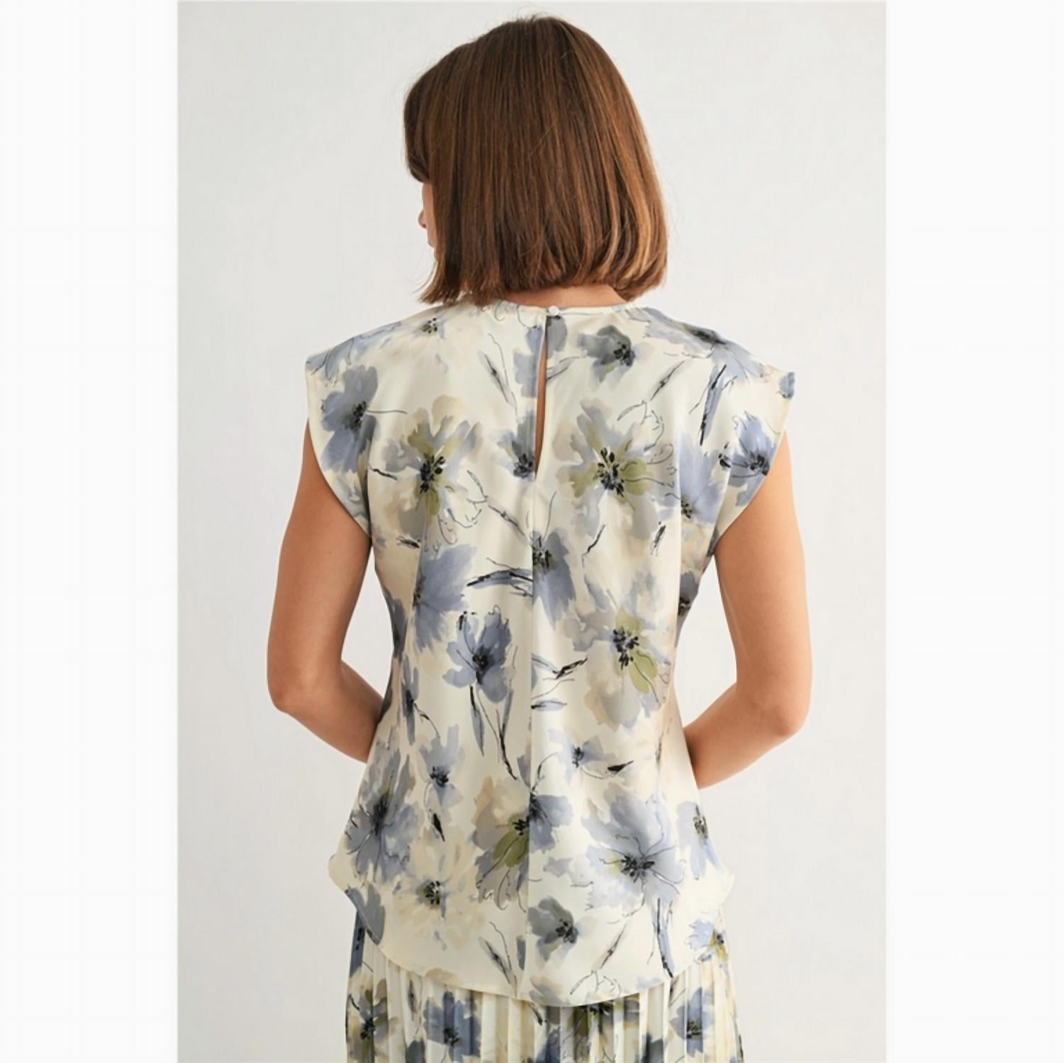 Fun 2 Fun - Floral Satin Dolman Blouse