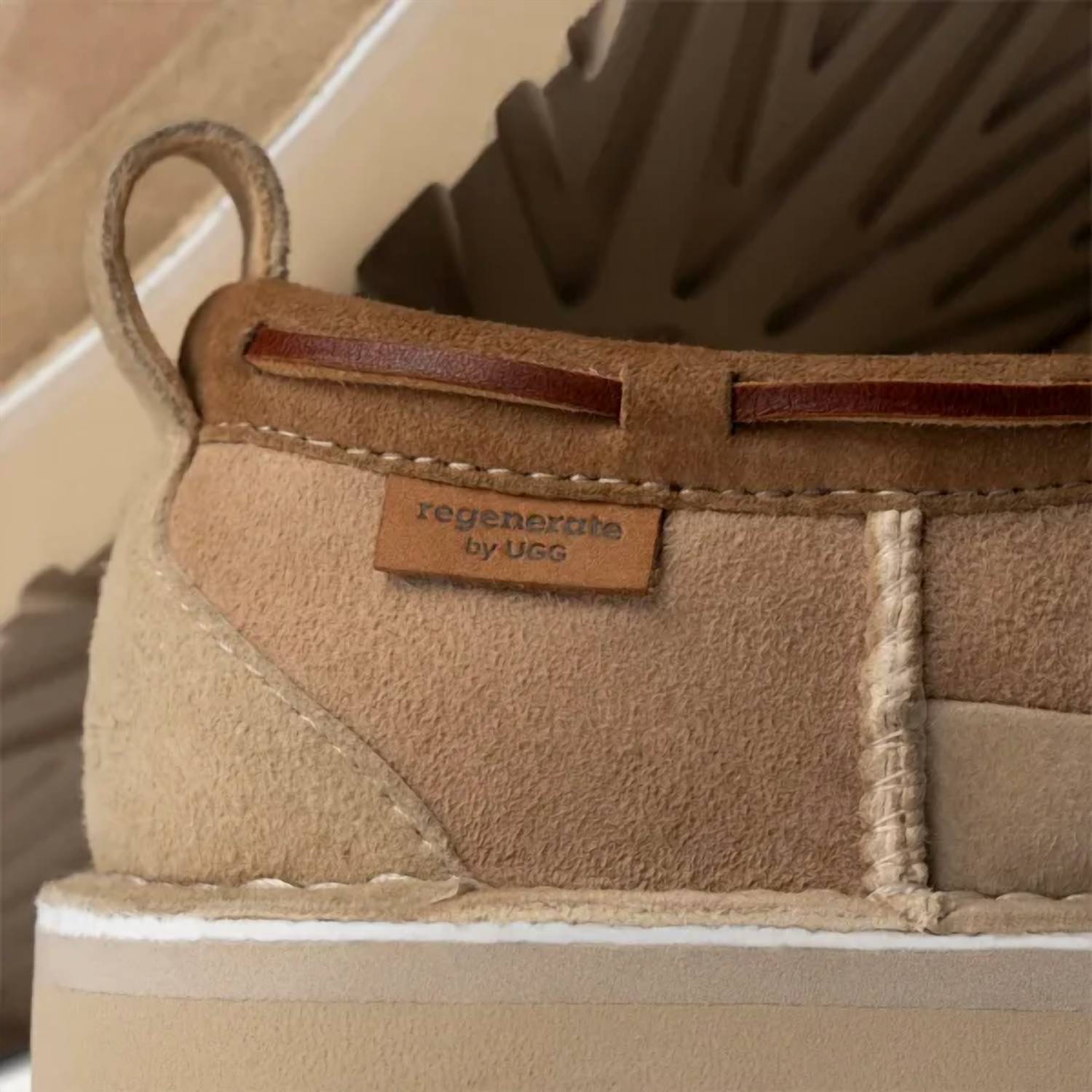 Ugg - WOMEN'S TASMAN REGENERATE SLIPPER
