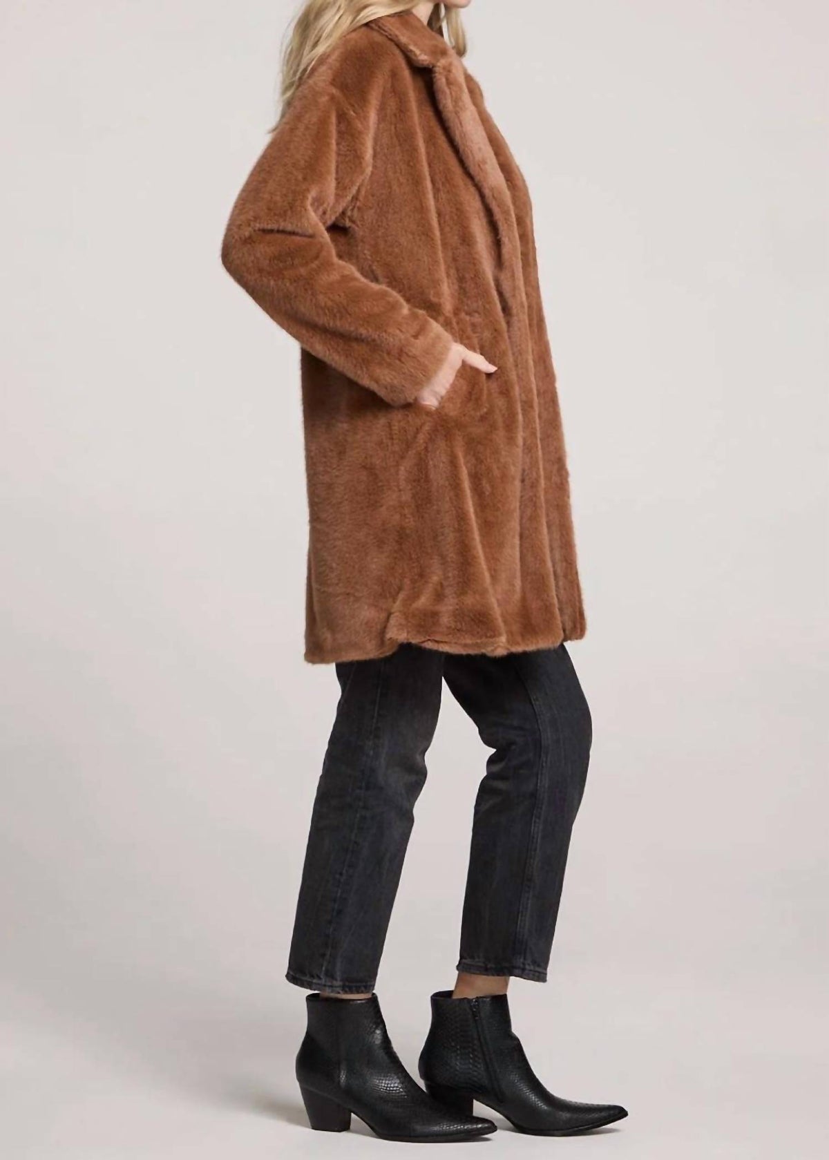 Saltwater Luxe - Adler Jacket