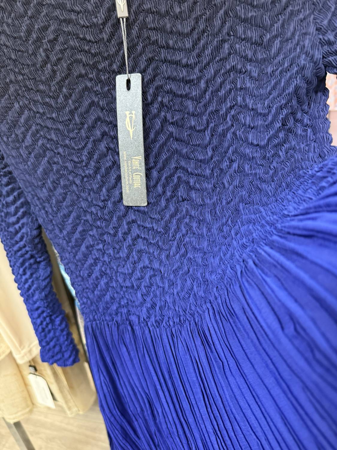 Vanite Couture - What day is it -Midi