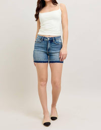 Judy Blue - Mid Rise Tummy Control Release Hem Shorts