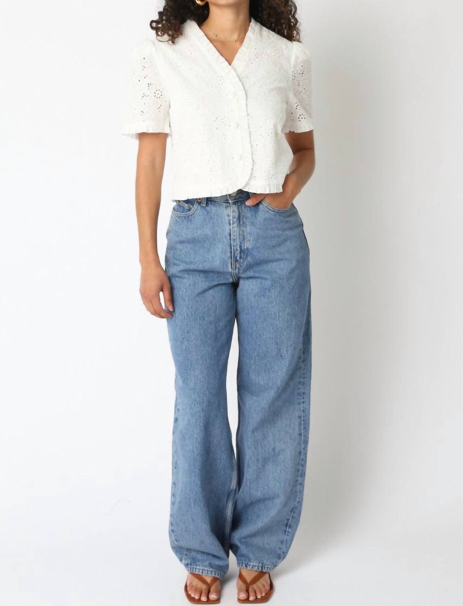 Olivaceous - Eyelet Bessy Ref Top