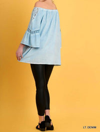 Umgee - Off The Shoulder Lace Top - Plus