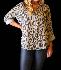 Look Mode Usa - Cheetah Print High Low Pullover Top
