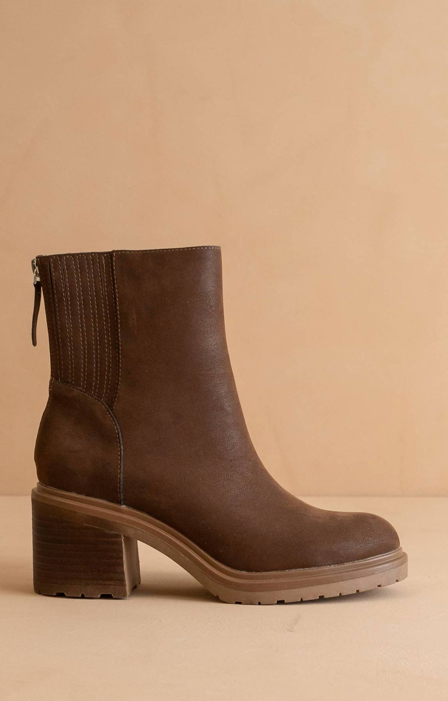 Oasis Society - Women's Megan Lug Chelsea Boots