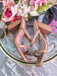 Let'S See Style - Women's Chicago Two Strap Heels