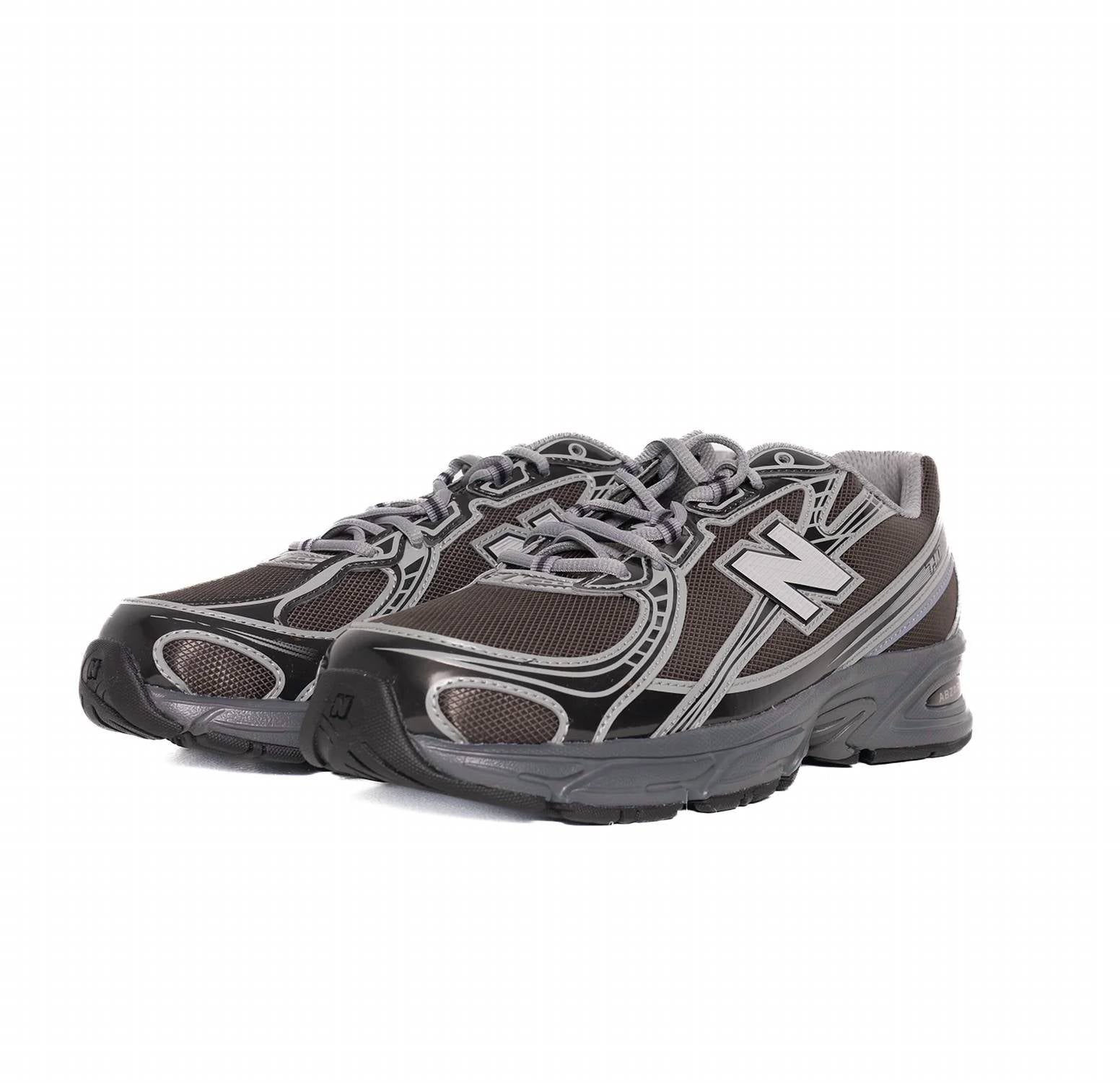 New Balance - Men's 740 Metallic Sneakers