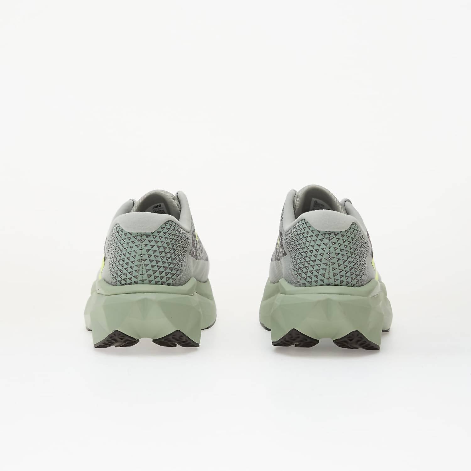 New Balance - Men's Fuelcell Supercomp Trainer V3 Running Shoes