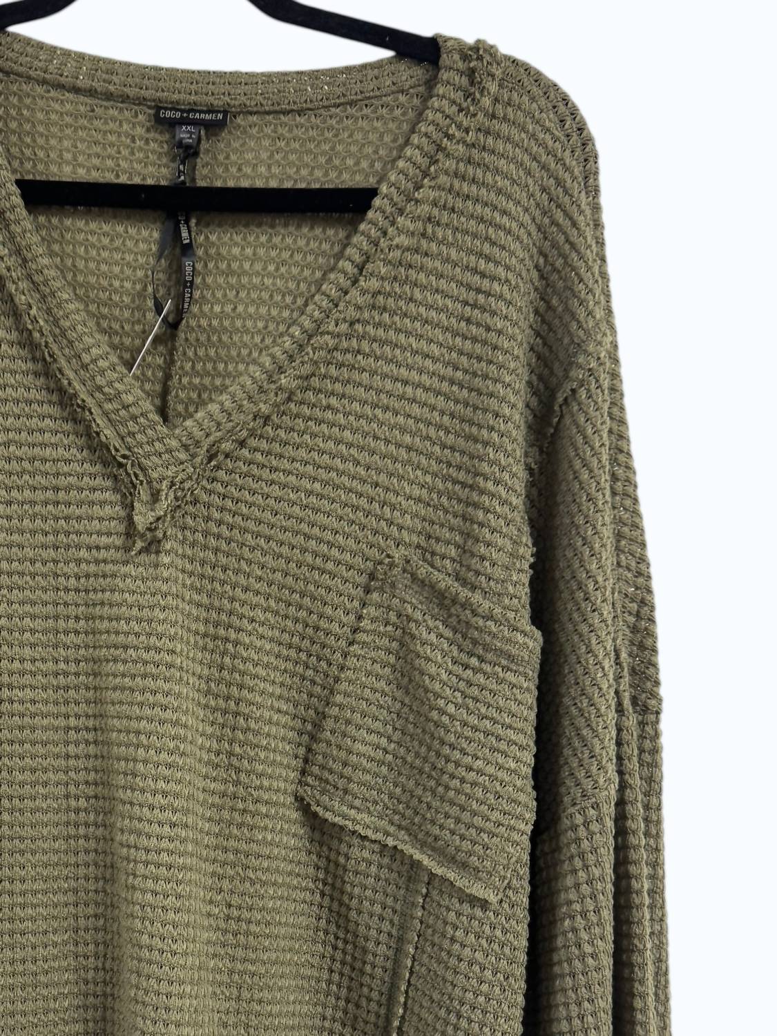 Coco + Carmen - Women's Textured V Neck Sweater