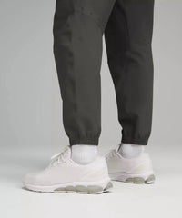 Lululemon - Men's License To Train Jogger