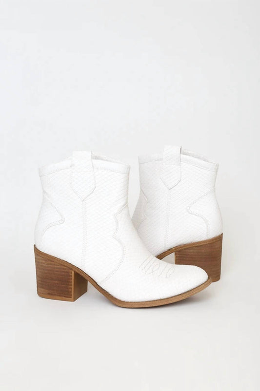 Dirty Laundry - Women's Snake Attack Booties