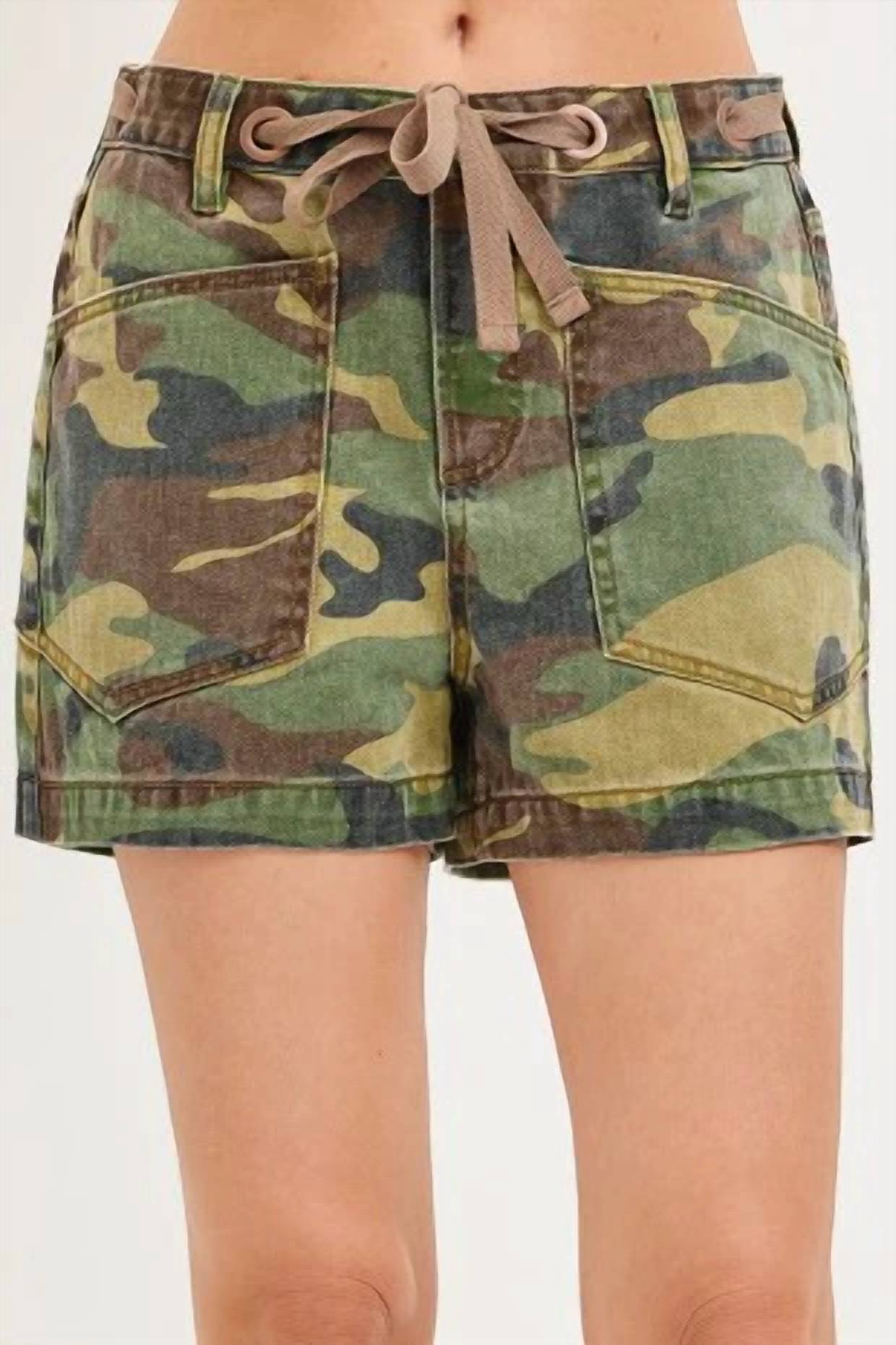 Risen - Slouchy Patch Pocket Shorts
