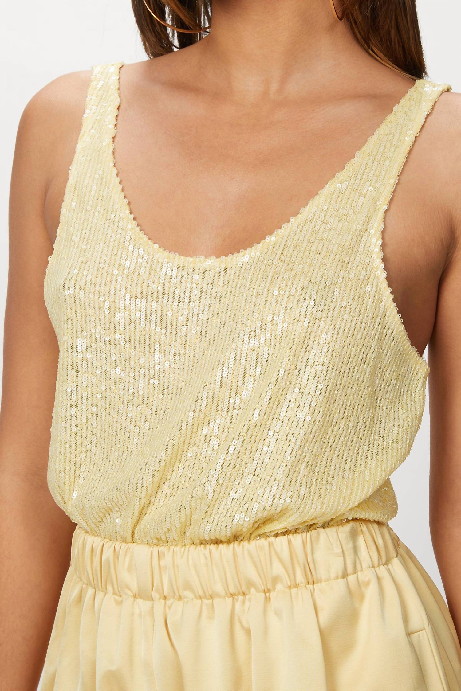 ODETTE SOLID TOP
