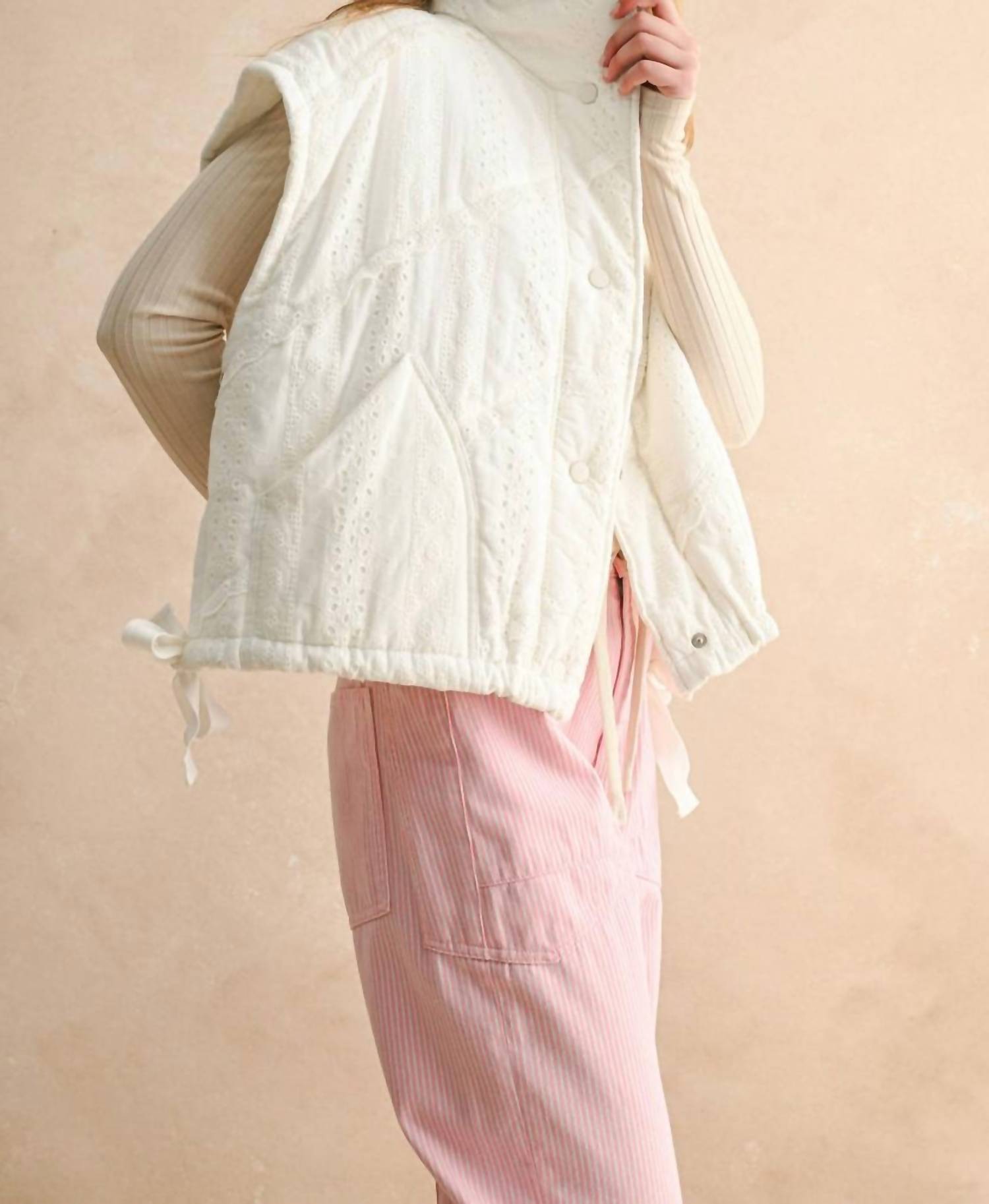Miou Muse - Lace Crochet Trim Puff Vest