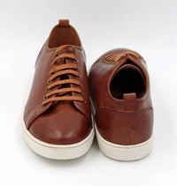Florsheim Men's Forward Lo Lace Up Shoe in saddle tan - men's sneaker - detail view