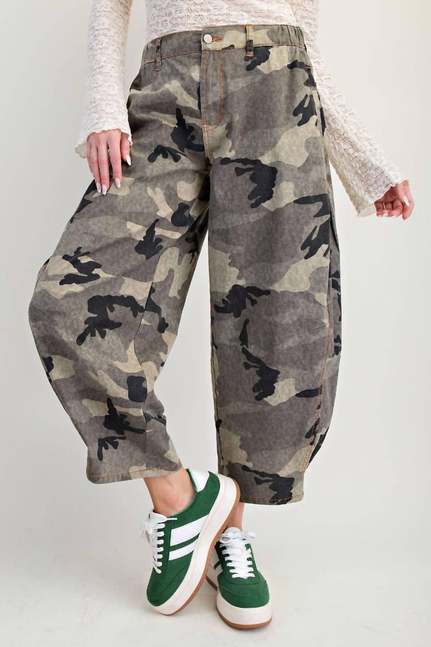 Easel - Washed Camo Twill Barrel Pants