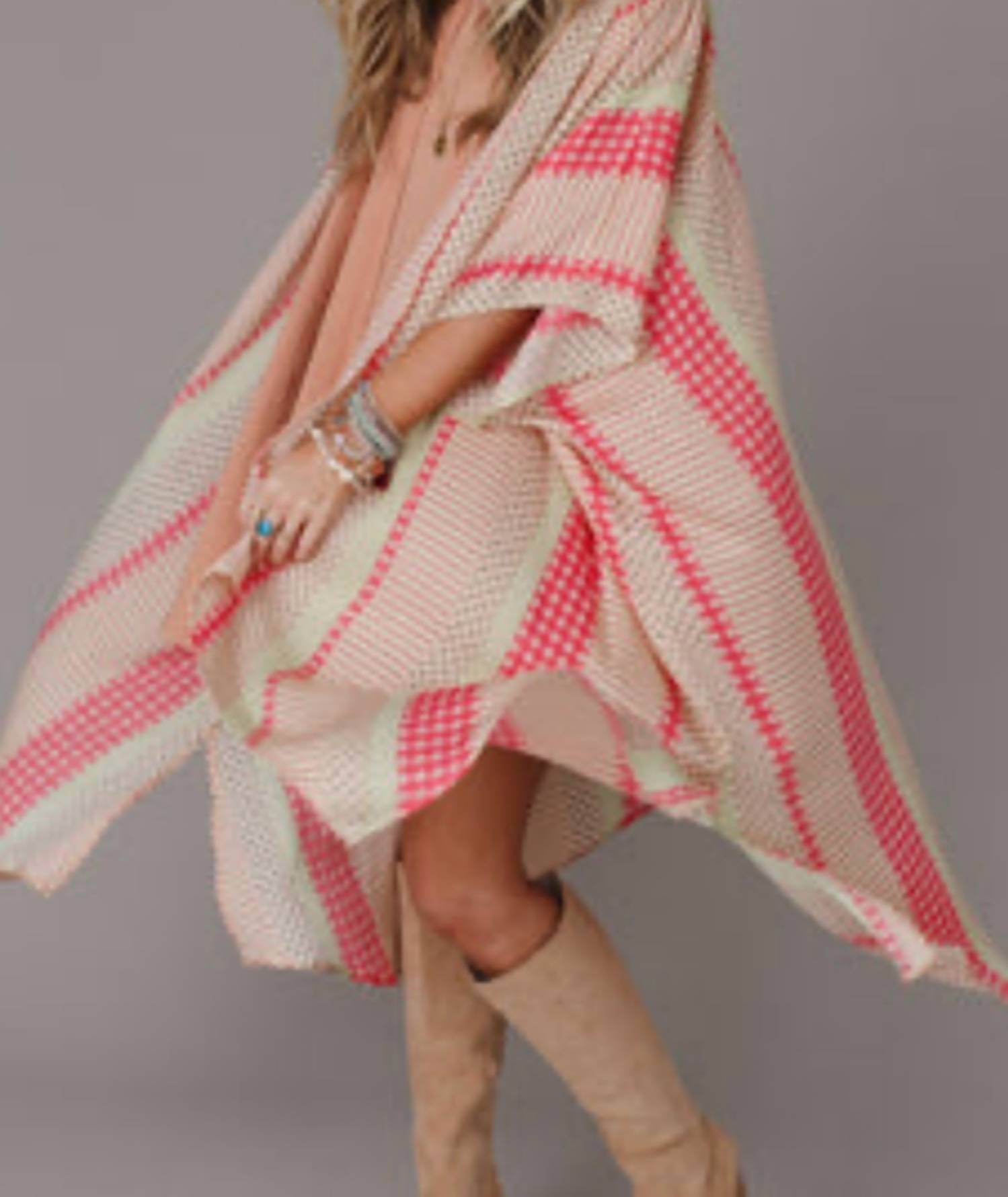 Peach Love - Janet Kimono