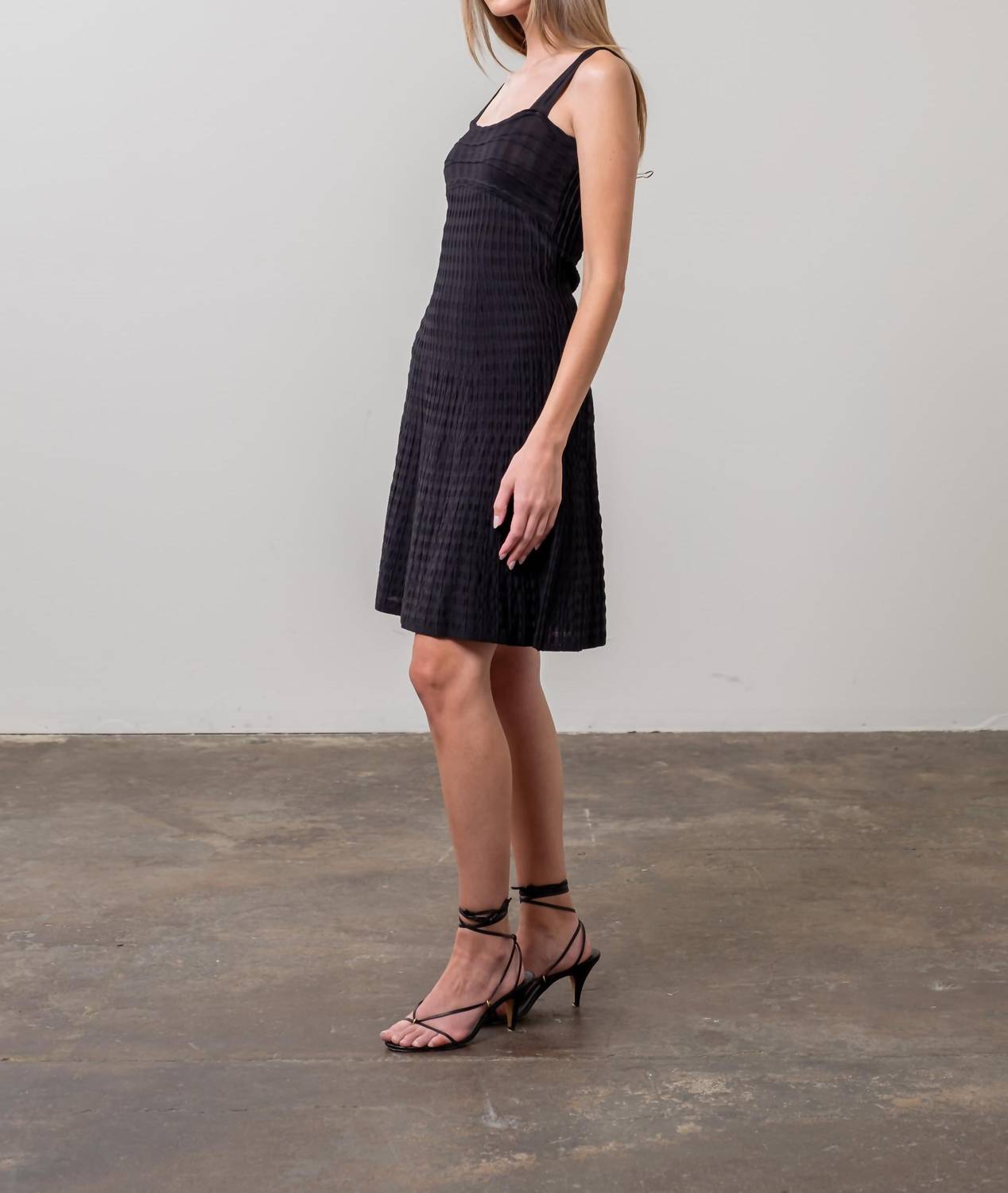 Moon River - Sleeveless Knit Mini Dress