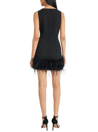 Donna Morgan - Solid Sheath Dress With Feathered Hem