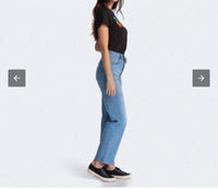 Levi'S - Premium Ribcage Straight Leg Jeans