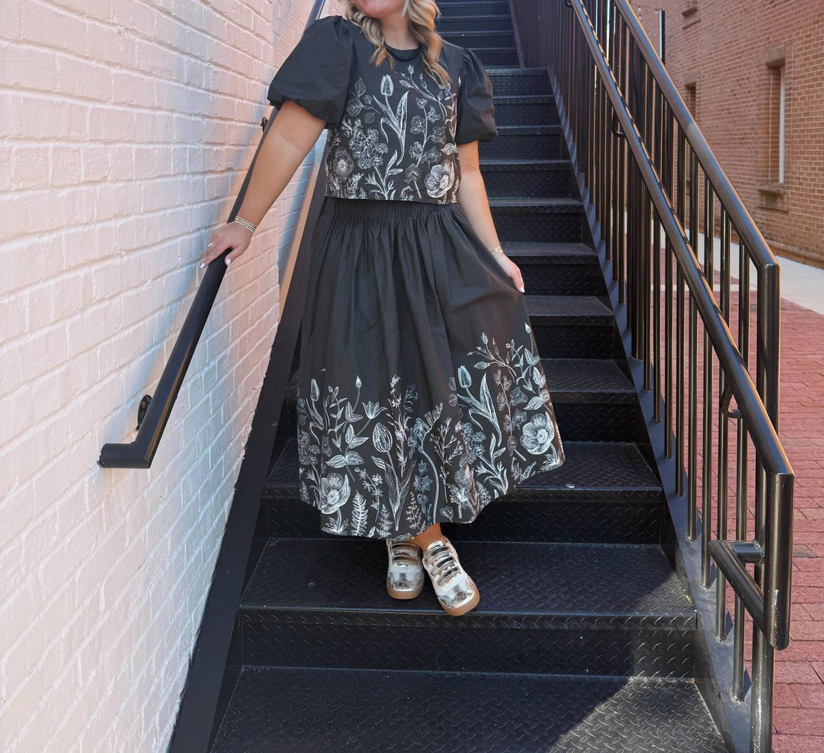 Tcec - Fine Pleat Botanical Print Skirt