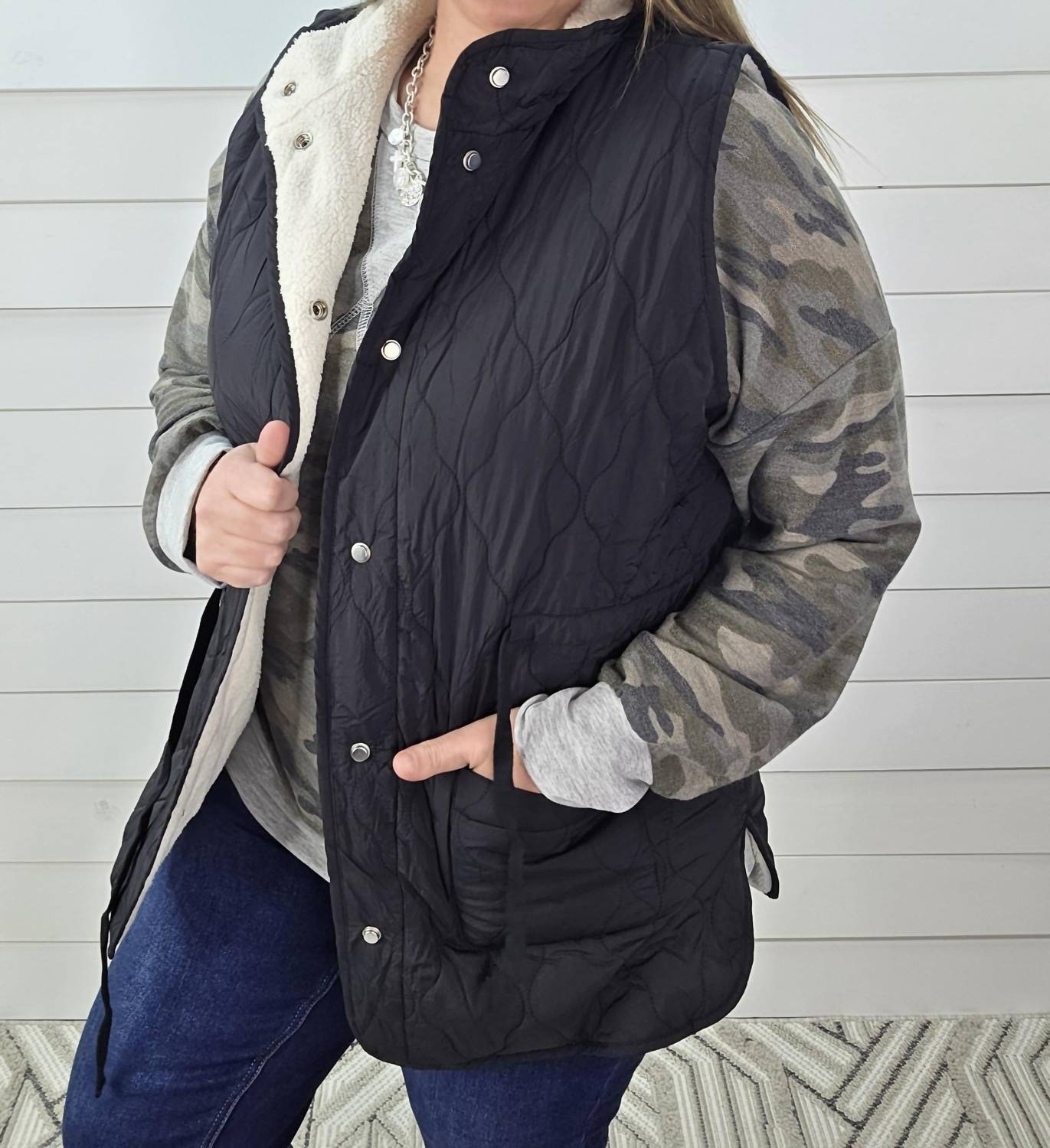 Staccato - Sherpa Lined Quilted Tie Vest
