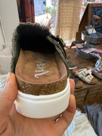 Very G - Women's Cali Clogs