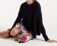 Compañía Fantástica Jersey Crew Sweater in black - women's sweater - detail view
