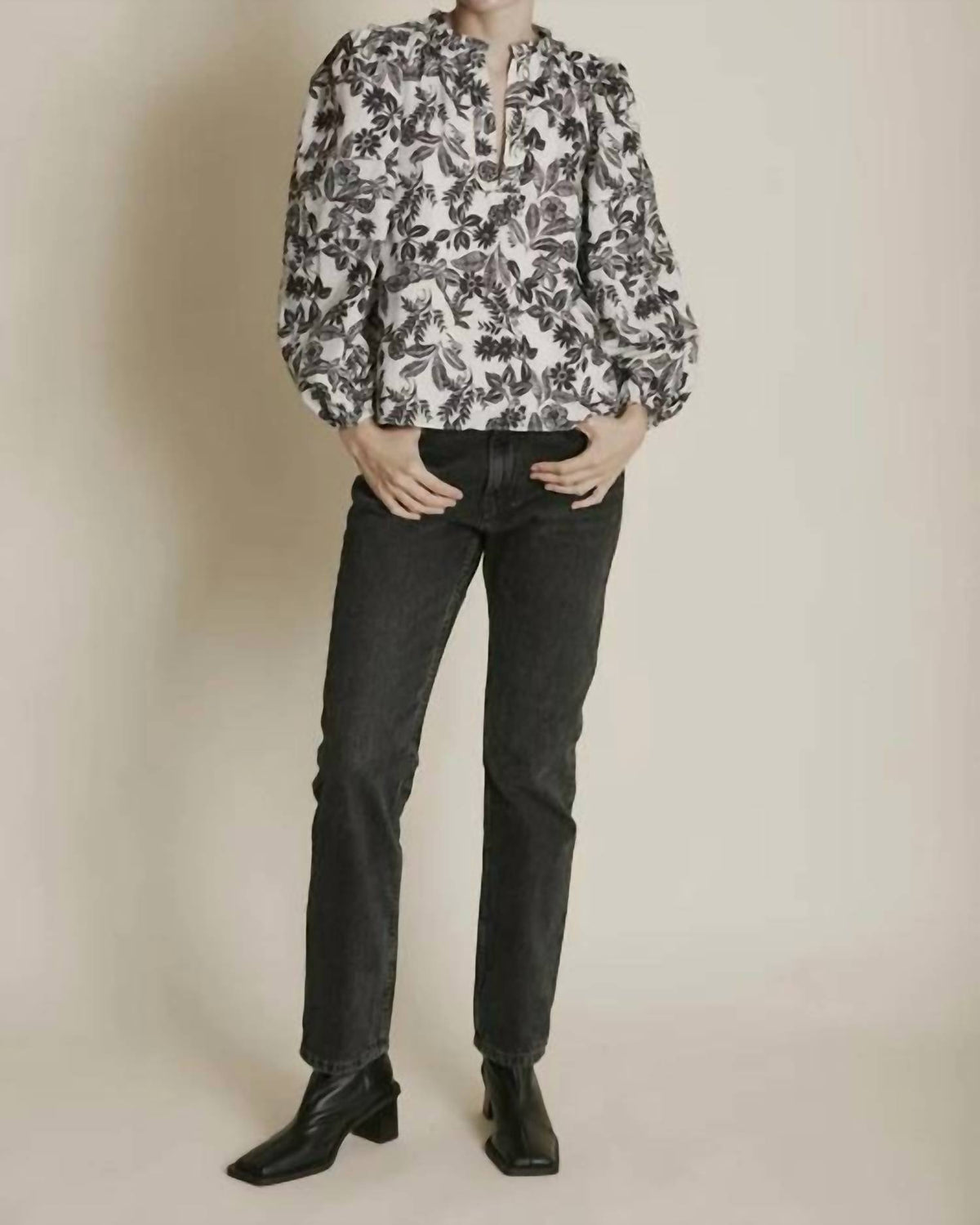 Aureum - Ebony Blouse