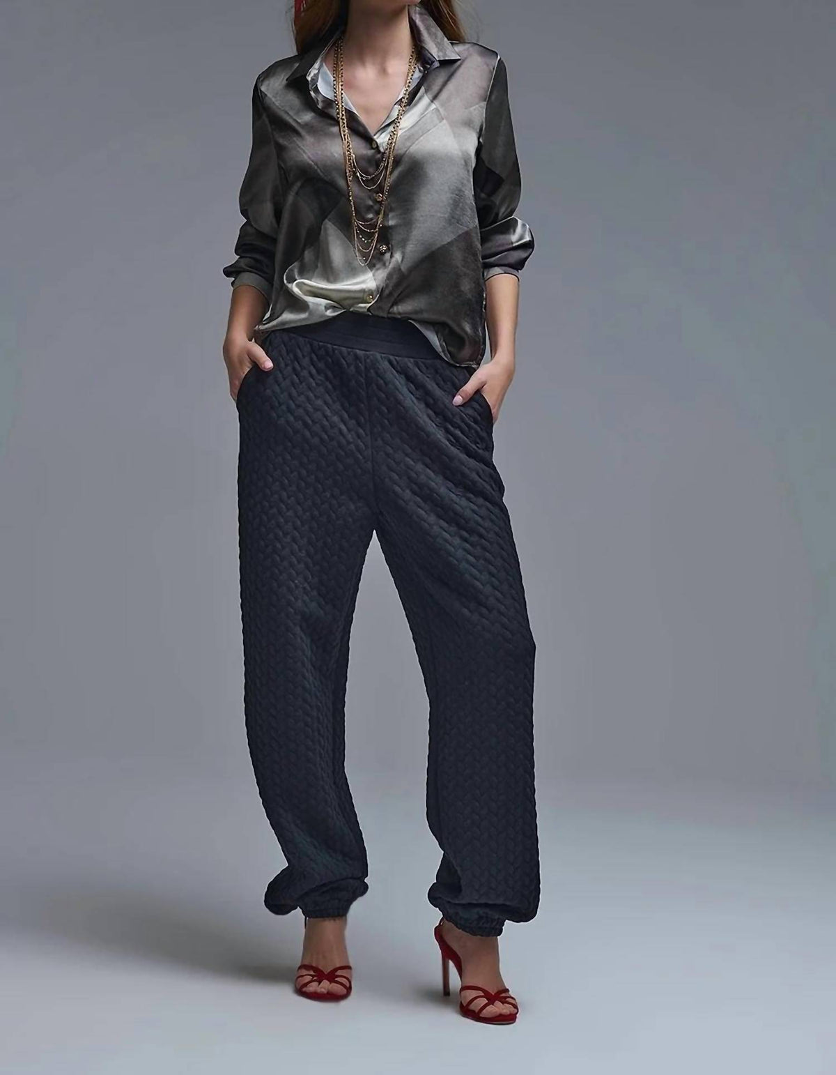 Q2 - Verena Shirt