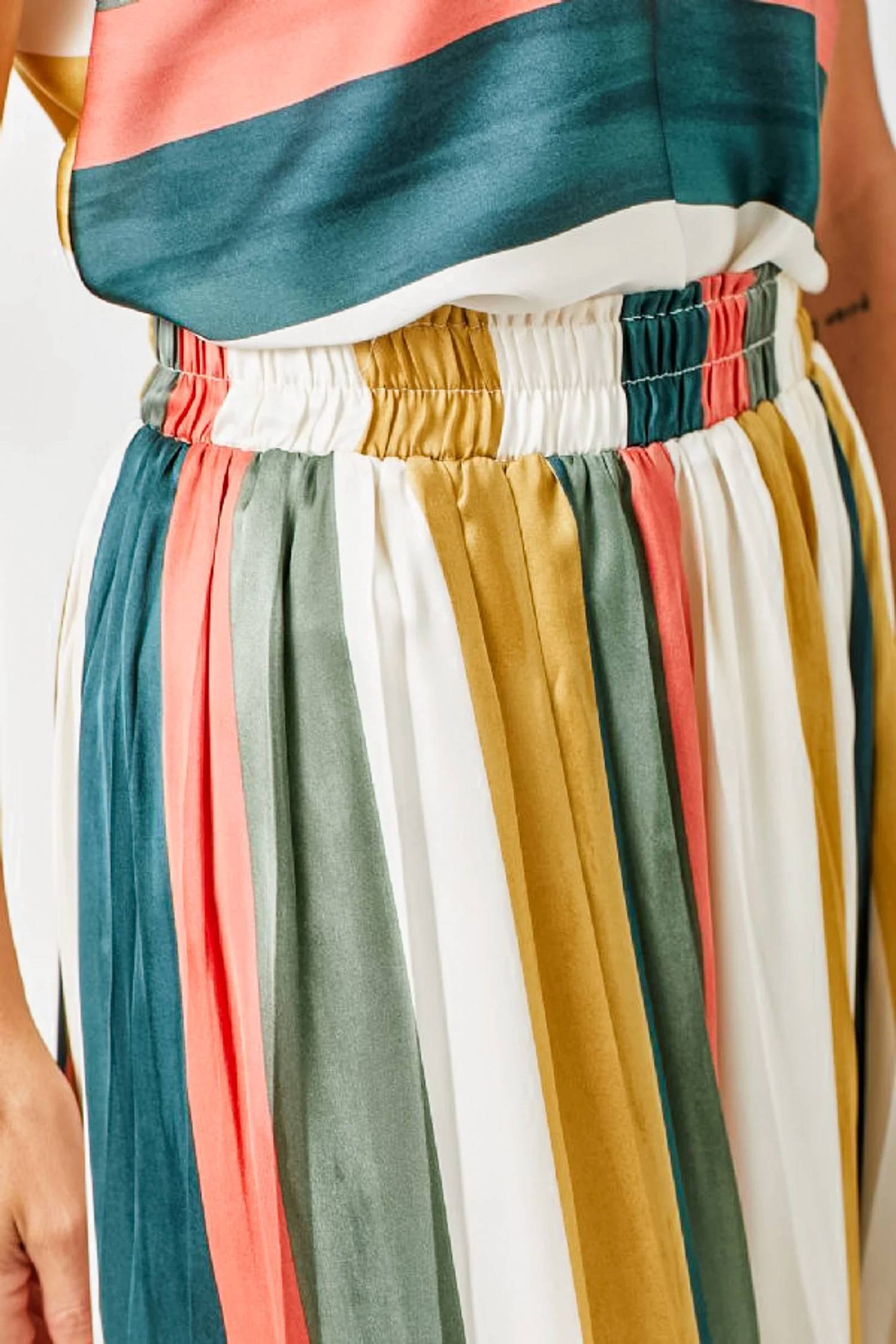 Mystree - Pleated Strip Skirt
