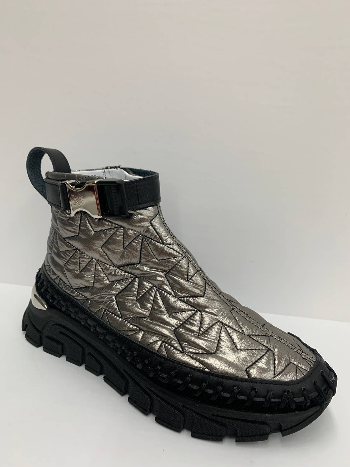 Salvatore Castellano Women's Agata Ankle Boots in silver - women's shoe - detail view