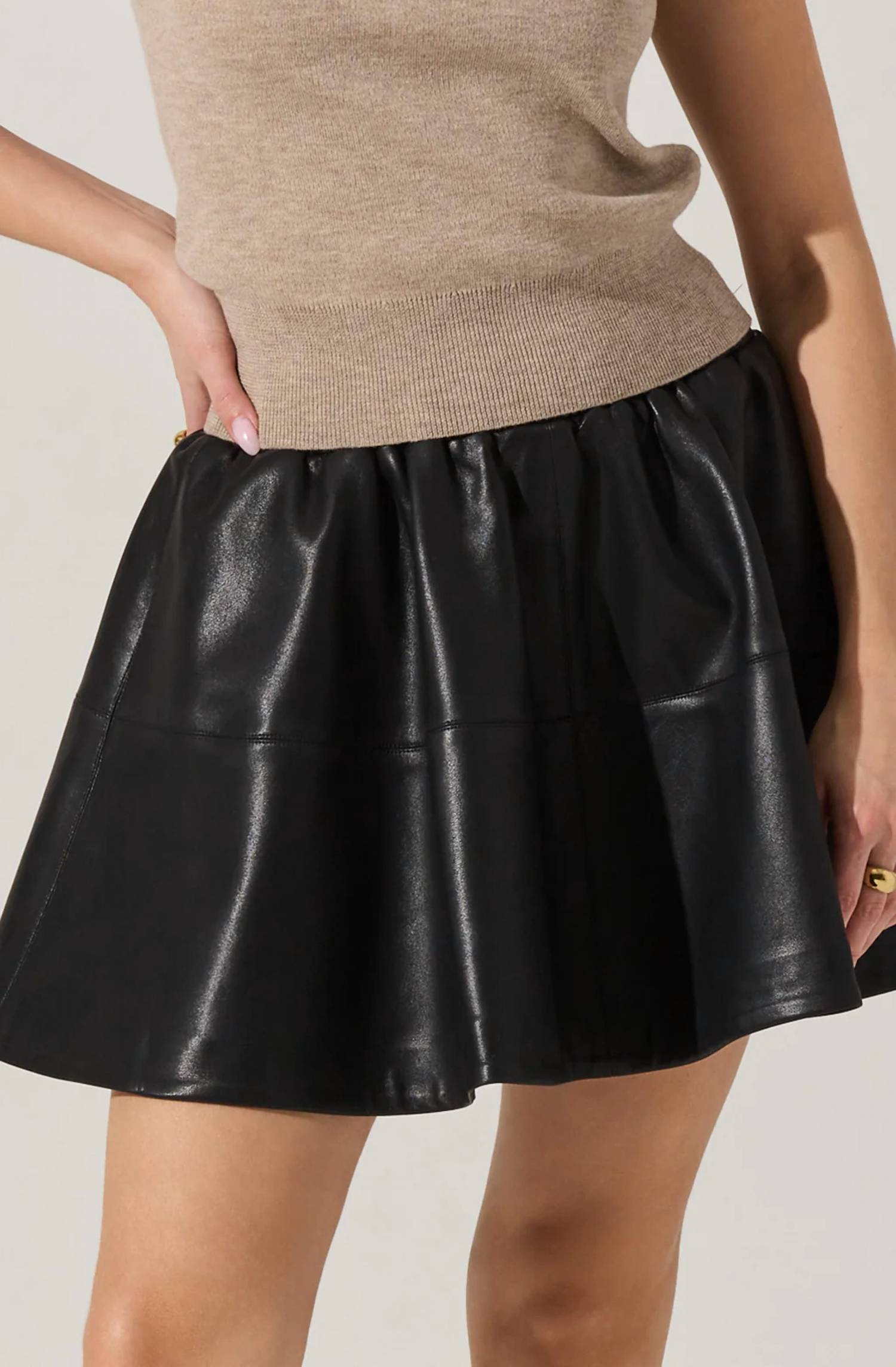 Astr - CHELSEY FLARED FAUX LEATHER SKIRT