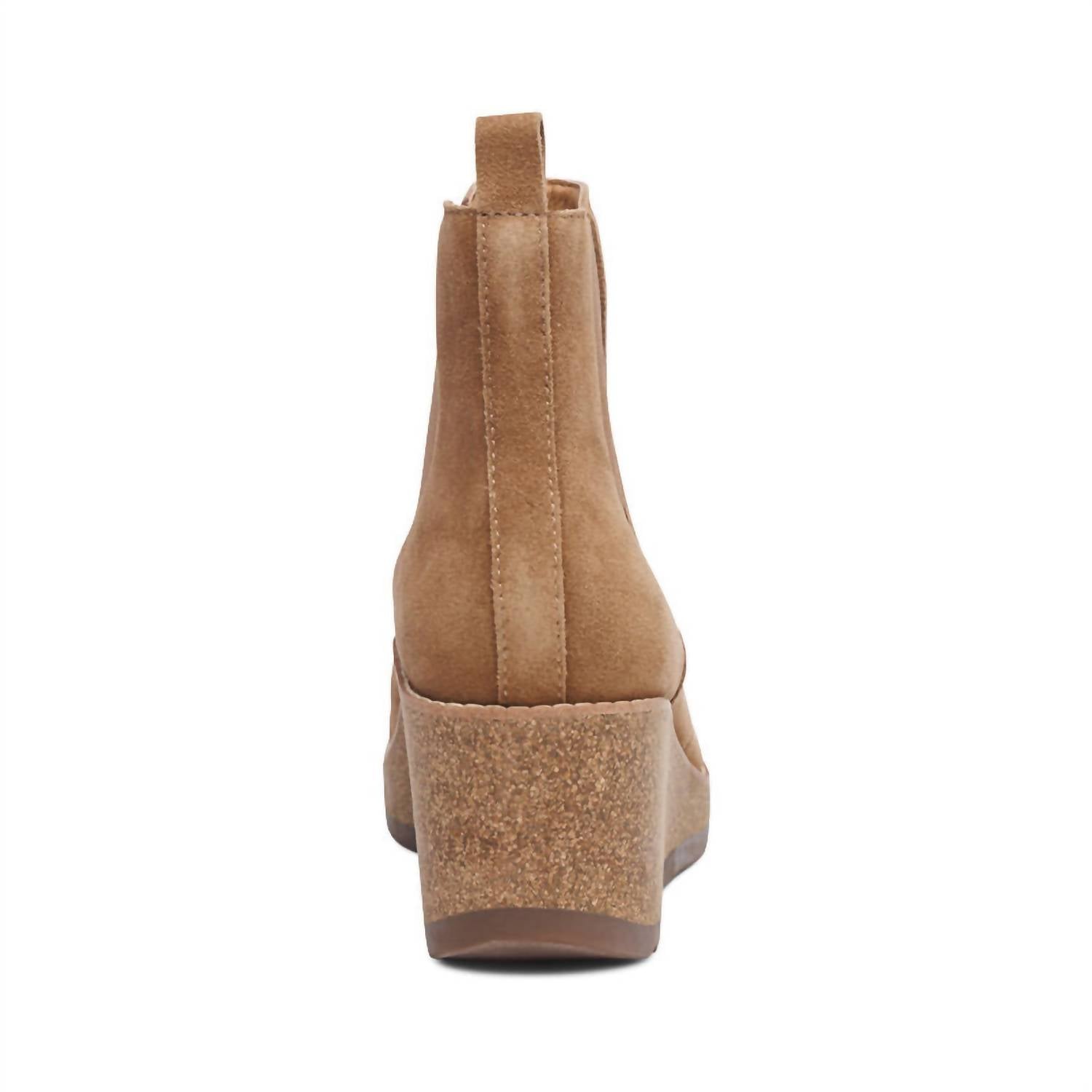 Aetrex - Women's Dawn Wedge Chelsea Boot