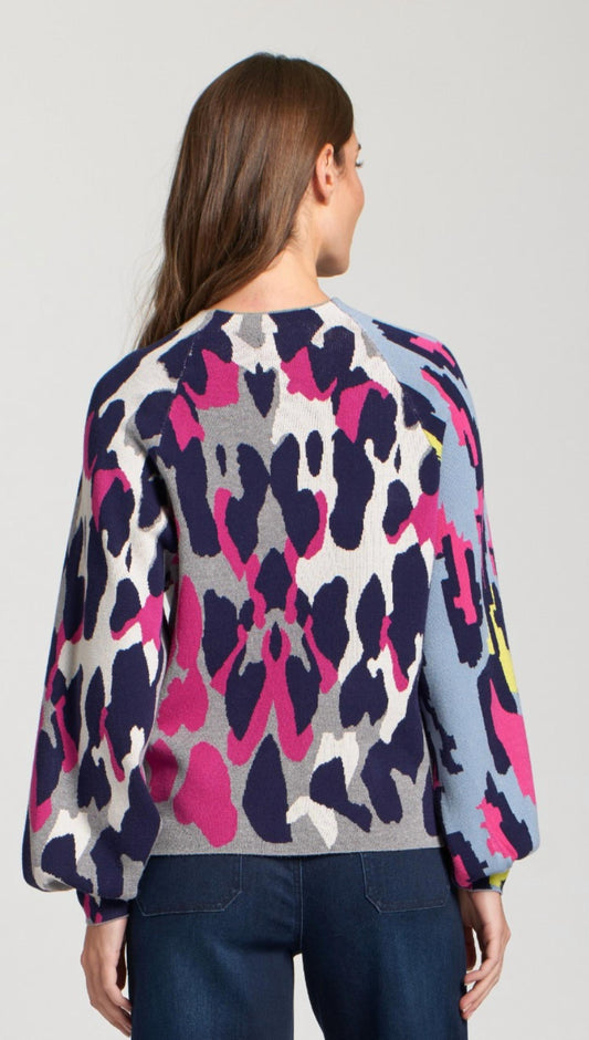 Apny - Leopard Funnel Neck Top