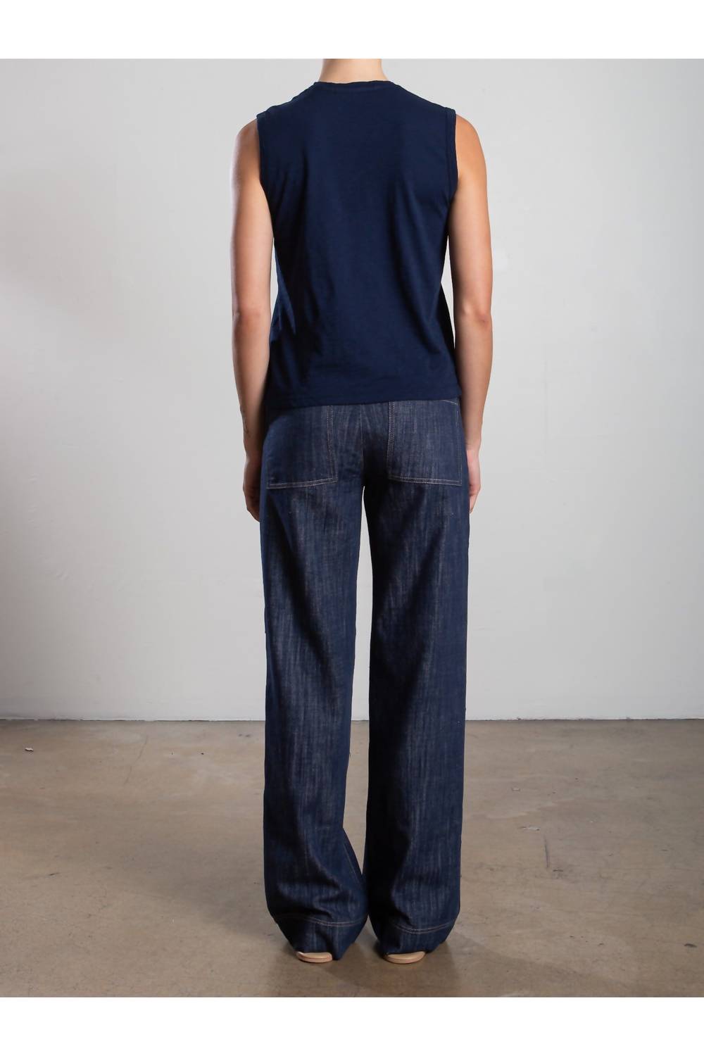 Pharaoh Aiden Mid-rise Pant in night - women's pants - detail view