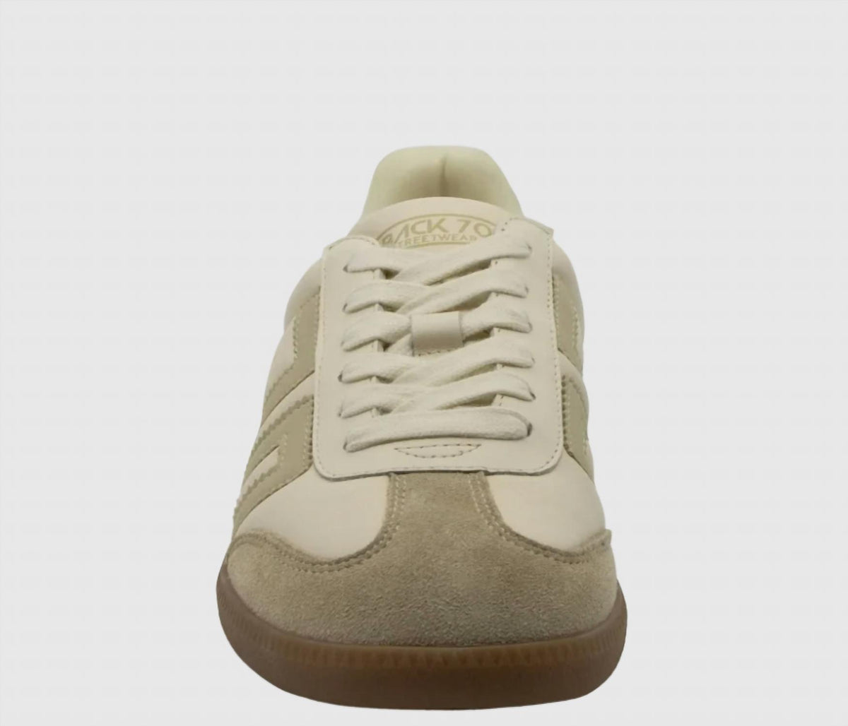 Back 70 - Women's Cloud D26 Sneaker