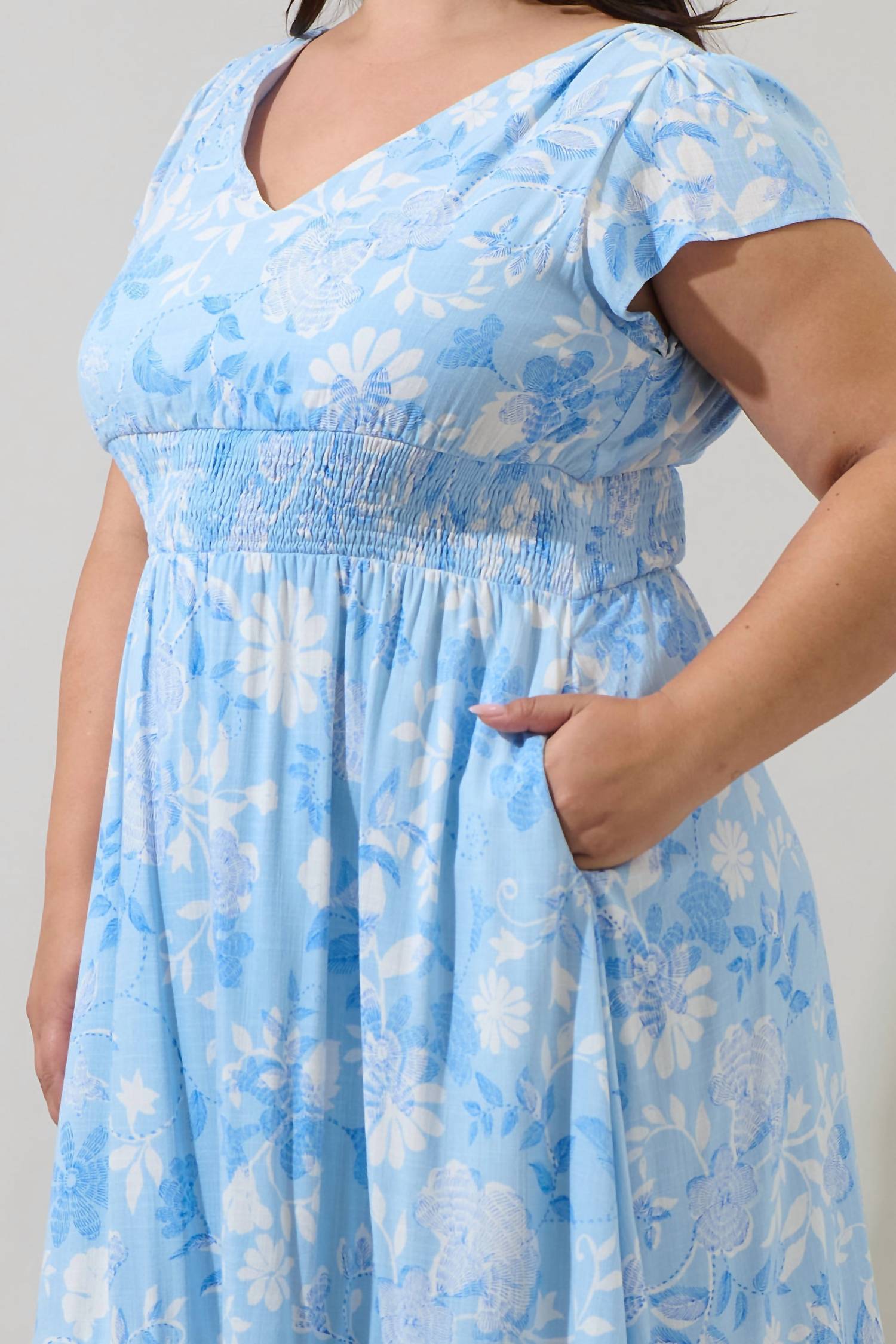 Sugarlips - Seraphina Floral Smocked Maxi Dress - Plus