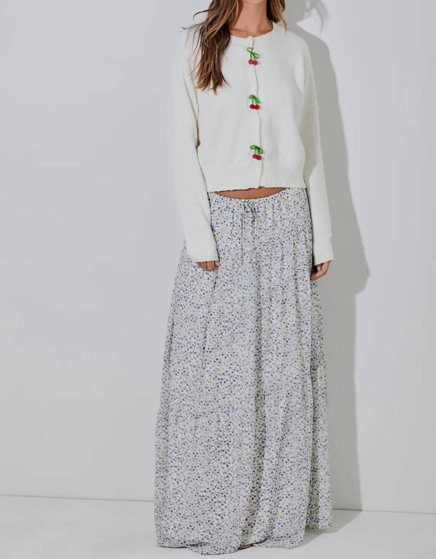 Baevely By Wellmade - Ditsy Floral Maxi Skirt - blue - clothing - floral